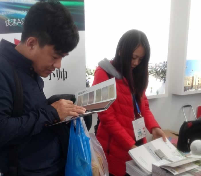 “第二屆中俄博覽會”正在如火如荼的進行中，甘副省長親臨博悅佳展位指導工作