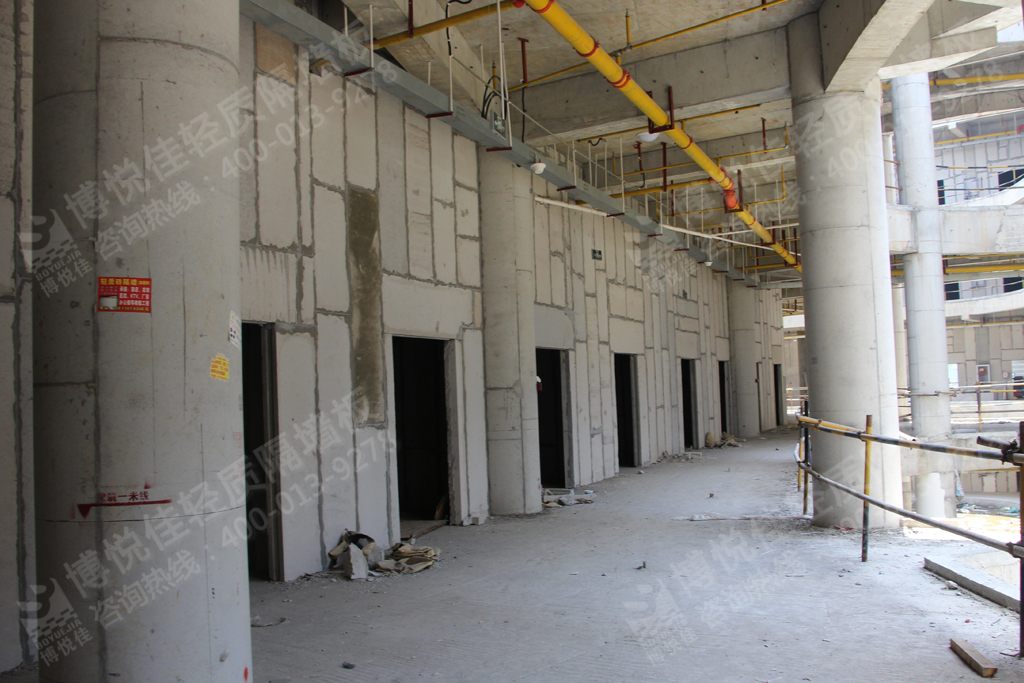 博悅佳工程案例圖片欣賞:新城陽光國際廣場輕質(zhì)隔墻工程