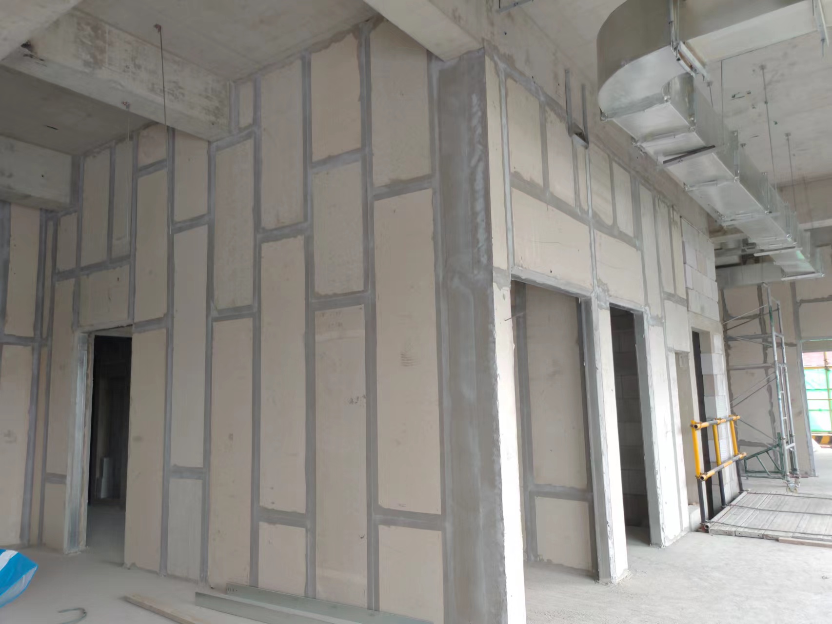 金銀湖協(xié)和西院二期隔墻工程