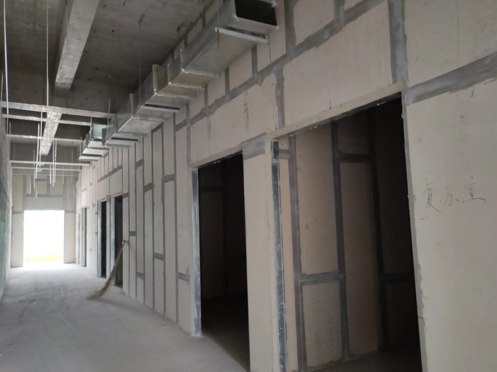 金銀湖協(xié)和西院二期隔墻工程