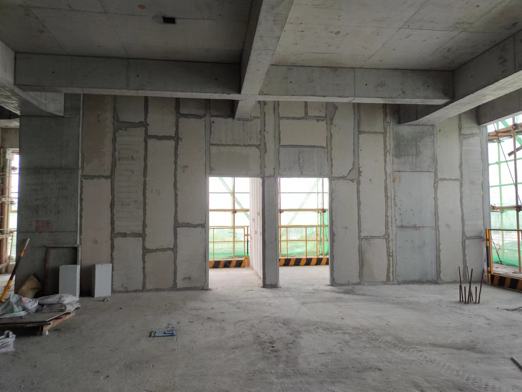 金銀湖協(xié)和西院二期隔墻工程