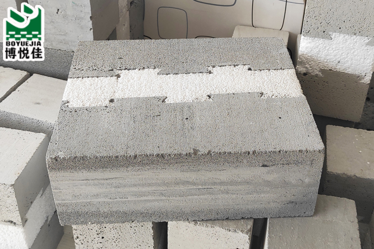 復合夾芯自保溫砌塊，自保溫外墻一體板樣品圖2