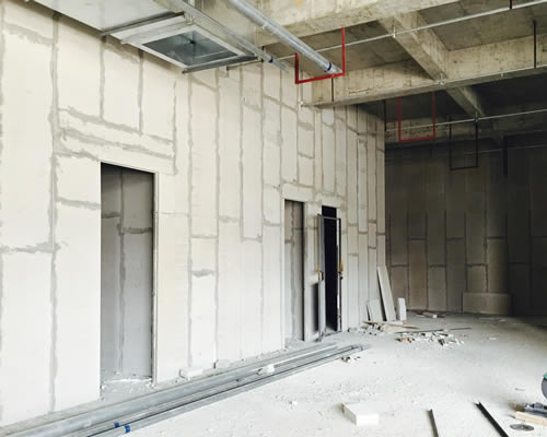 武漢輕質(zhì)墻板施工方案 大型建筑施工方案